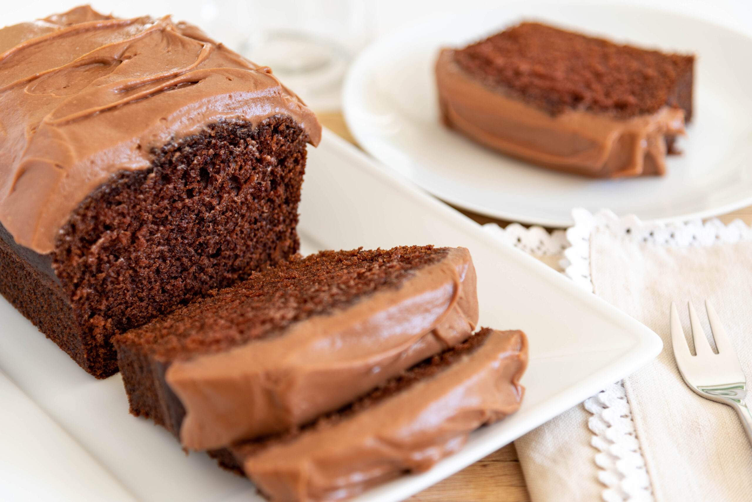 Easy Chocolate Loaf Cake - Lost in Food